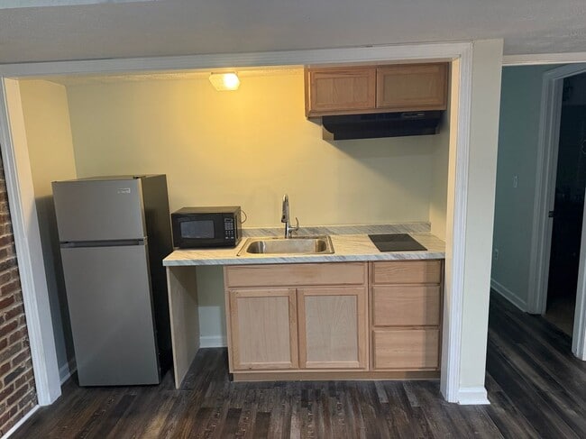 Building Photo - 3080 Dove Chase Ct