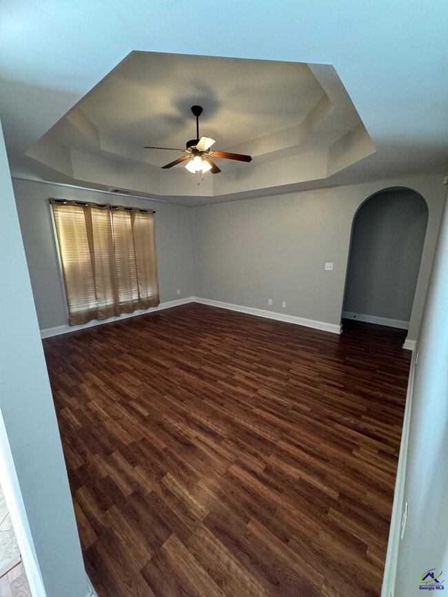 Building Photo - 302 Tug Ct