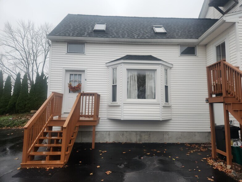 Primary Photo - 126 6th St