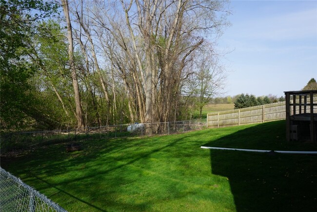 Building Photo - 3015 Kittering Rd