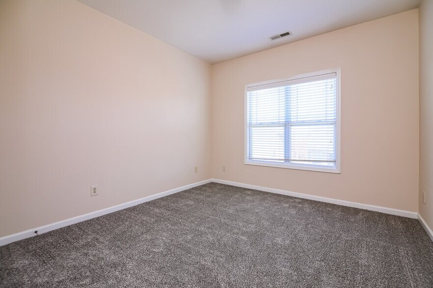 Building Photo - 3431 Vireo Ct