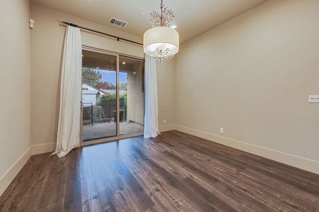 Building Photo - Utilities Included! Luxury Single-Story Ho...