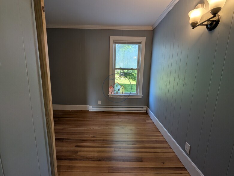 Bedroom 2 - 16 Clinton Ave