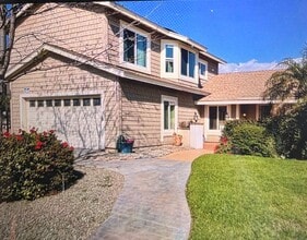 Building Photo - 1490 Sierra Madre Dr