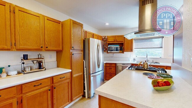 Building Photo - 2626 SE 64th Ave