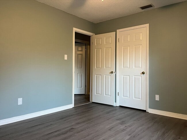 Building Photo - UPCOMING LISTING