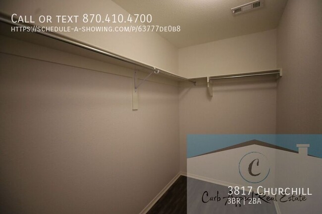 Building Photo - $900 move in special!! Beautiful 3 bed / 2...