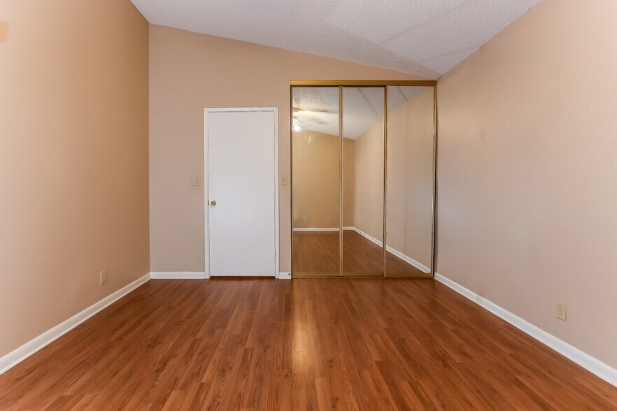 Building Photo - 21080 Woodspring Ave