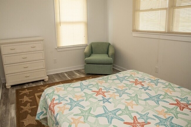 Building Photo - 40302 Due E Rd