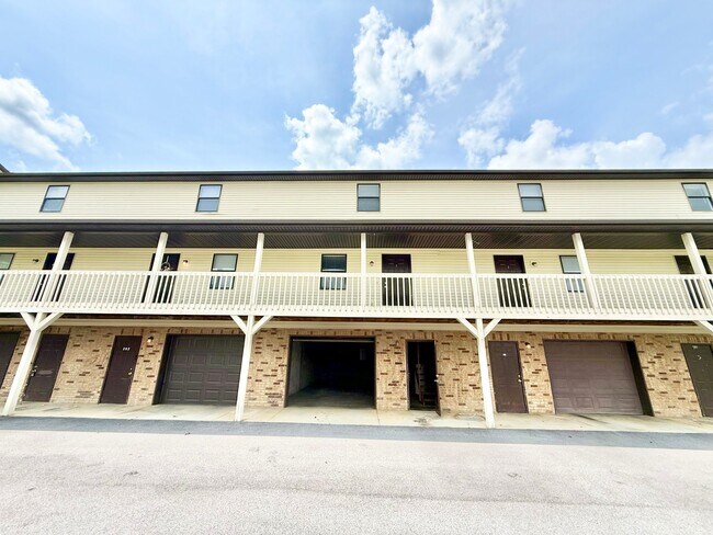 Building Photo - 338 Old Gray Station Rd