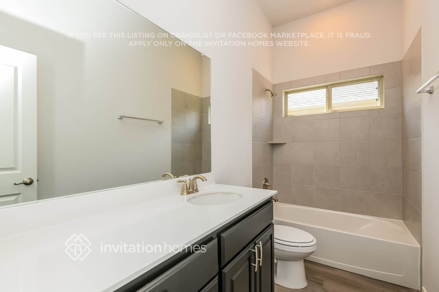 Building Photo - 3089 Maverick Dr