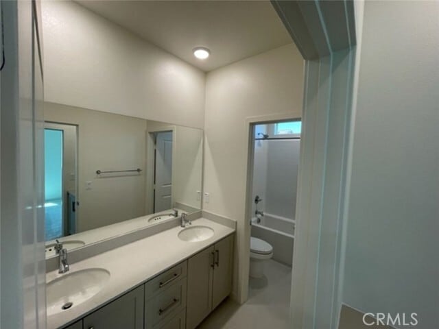 Building Photo - 2565 E Embry Ln