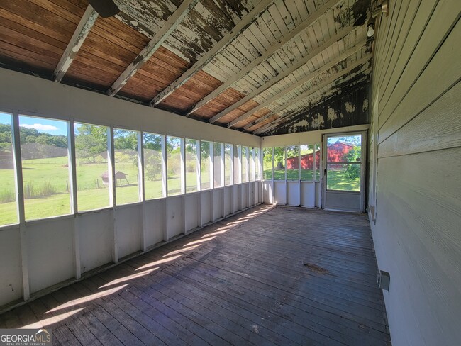 Building Photo - 355 Bill Rutledge Rd