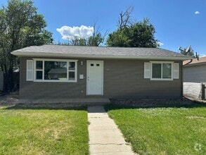 Building Photo - Fully Remodeled Two Bedroom Home