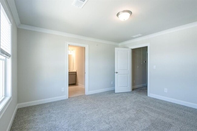 Building Photo - 1632 Switchgrass Ave SE