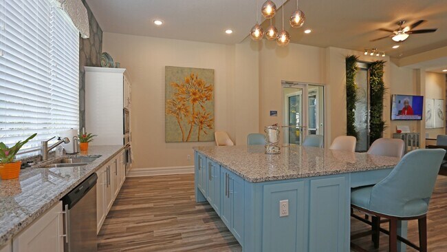 Building Photo - 2770 Mystic Pointe Pkwy