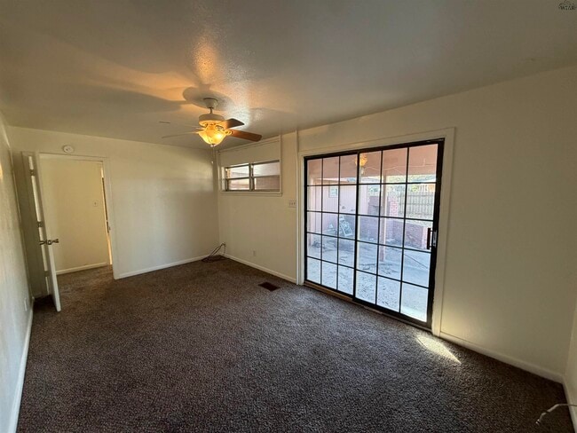 Building Photo - 4508 Bermuda Ln