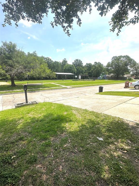 Building Photo - 12702 Fern Forest Dr