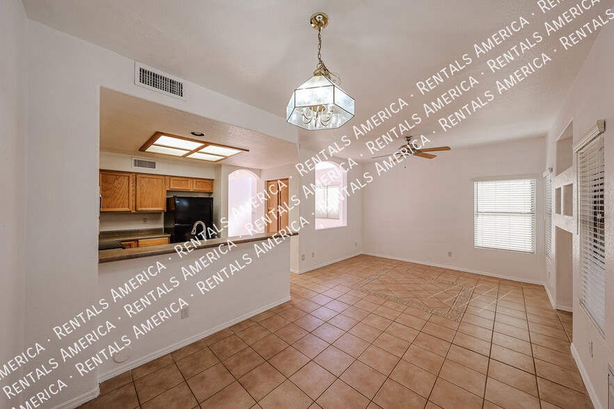 Building Photo - 3513 W Whispering Wind Dr