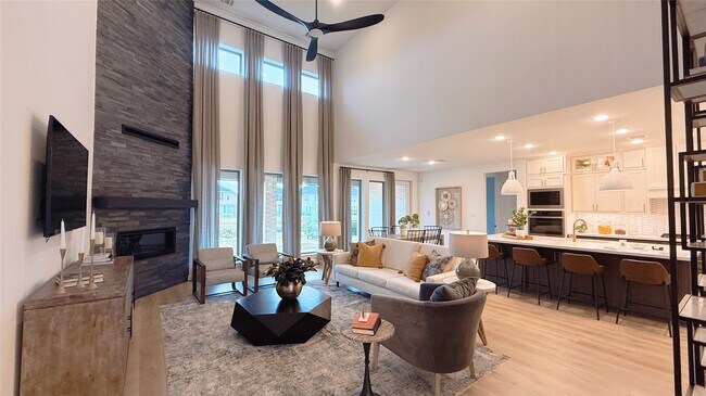 Building Photo - 5603 Logan Ridge Ln