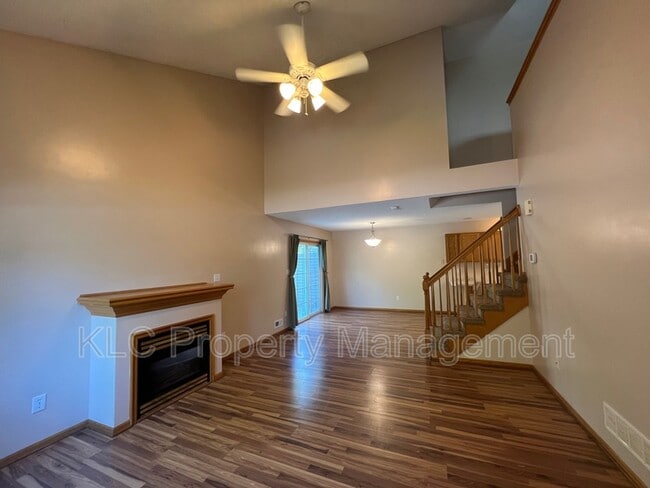 Building Photo - 6855 Woodland Ave