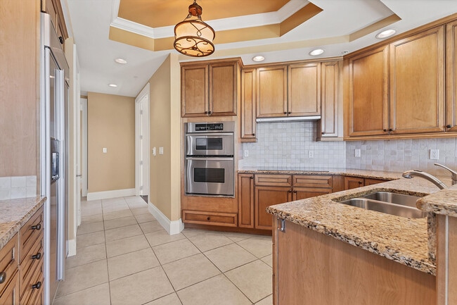 Building Photo - 130 Riviera Dunes Way