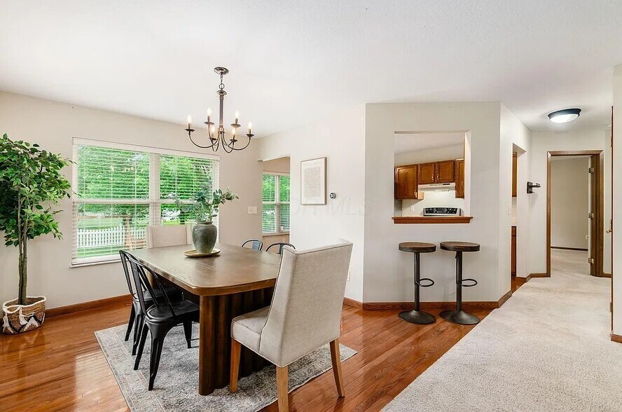 Building Photo - 6710 Bethany Dr