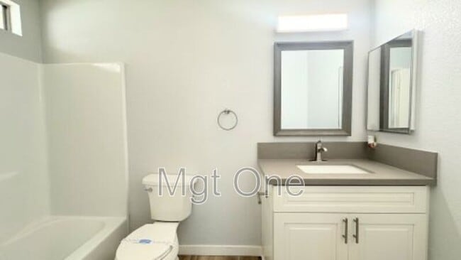 Building Photo - 4295 Gird Ave