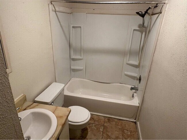 Building Photo - 17807 Northway Ct