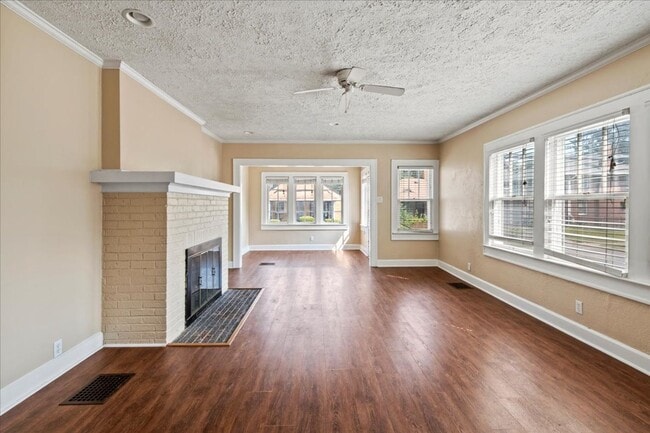 Building Photo - 527-527 E 52nd St