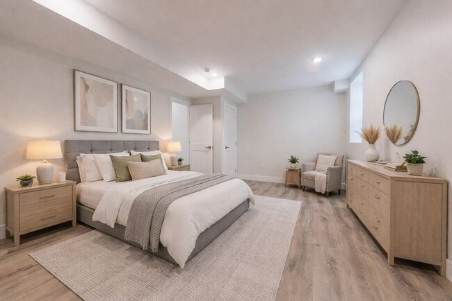 Building Photo - 73A Trowbridge St