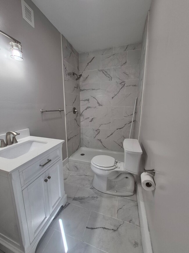 Building Photo - Only 4-bedroom 3 bathrooms in the area!