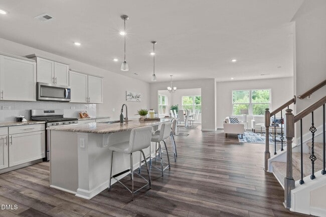 Building Photo - 4712 Winnipesaukee Ln
