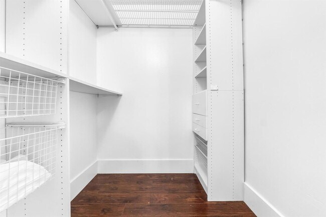 Building Photo - 1333 SW 175th Way