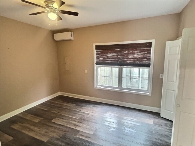 Building Photo - 6500 Colonial Dr