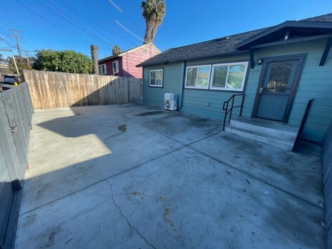 Building Photo - 1314 Scott Dr