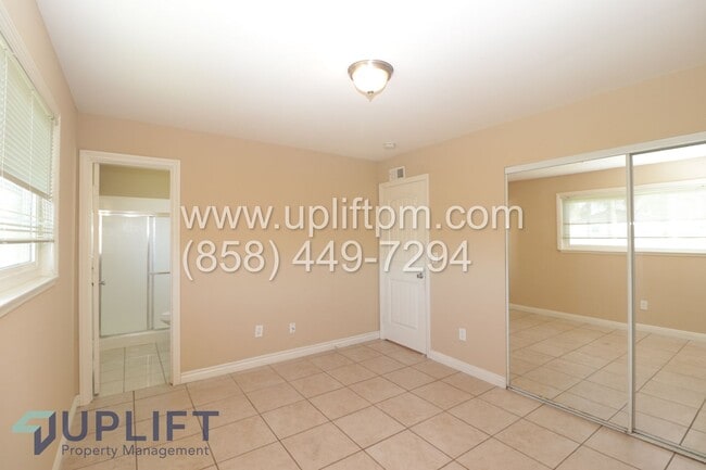 Building Photo - 4 Bedroom 2 Bath Home In Oceanside With Bonus Room ** Move In Special $300 Off First Month's Rent**