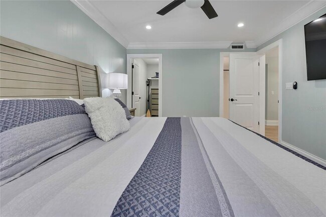 Building Photo - 30 SE Valare Ln