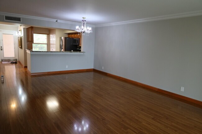 Building Photo - 14623 Bonaire Blvd