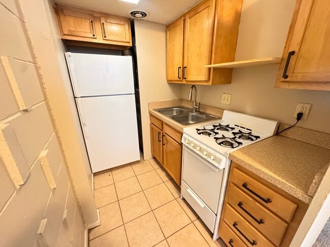 Building Photo - 1425 G St