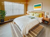 Building Photo - 1-Bedroom Townhome in Downtown Colorado Sp...