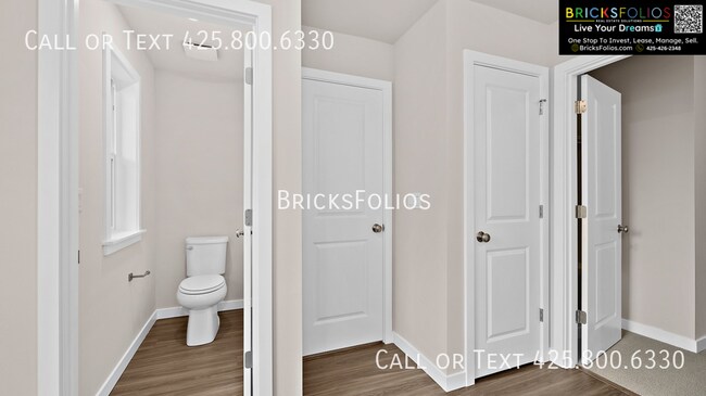 Building Photo - 5165 83rd Ave NE