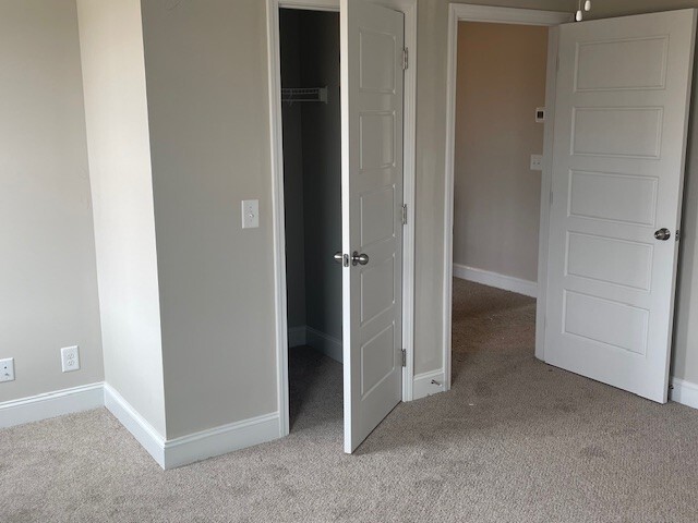 Building Photo - 230 Wexford Wy