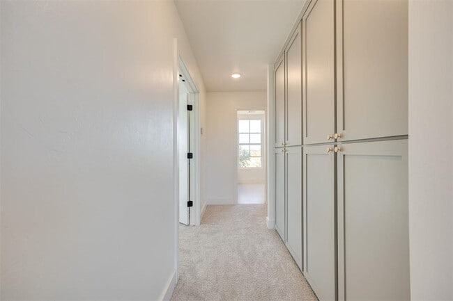 Building Photo - 29774 Memory Ln
