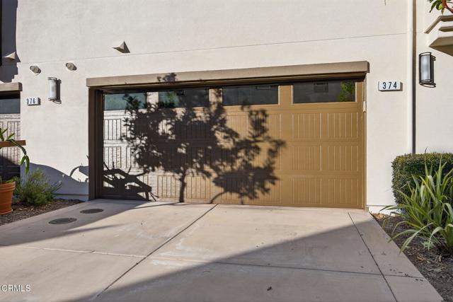 Building Photo - 374 Serra St