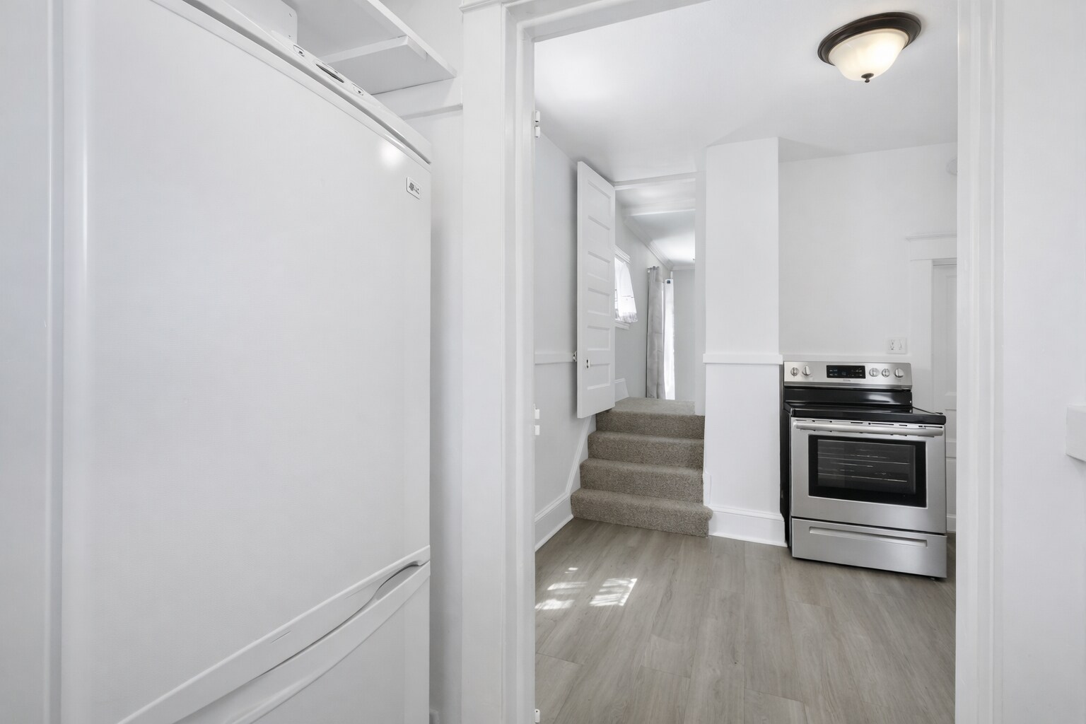 Building Photo - 346 Cleveland Ave N