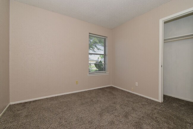 Building Photo - 3117 Chaparral- House