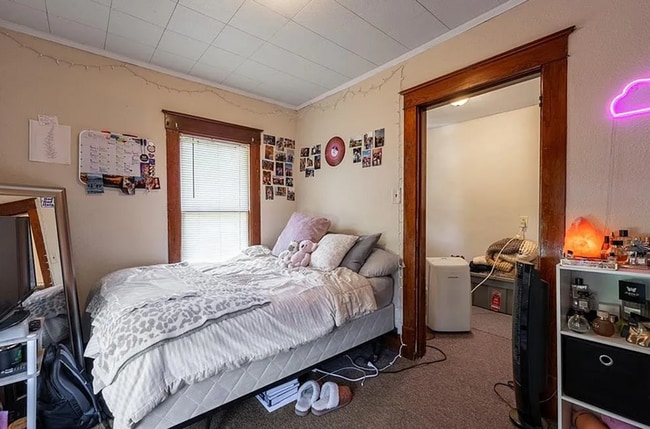 Building Photo - 521 2nd Ave