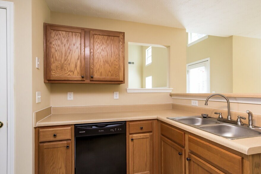 Building Photo - 2404 Napa Valley Dr