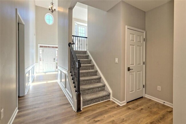 Building Photo - 5145 Fieldgate Ridge Dr